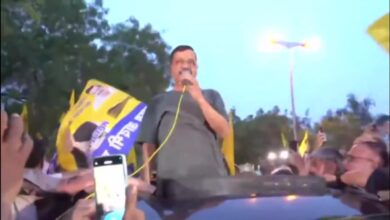 जेल से रिहा होकर बाहर आये सीएम केजरीवाल, बोले- देश को तानाशाही से बचाना है